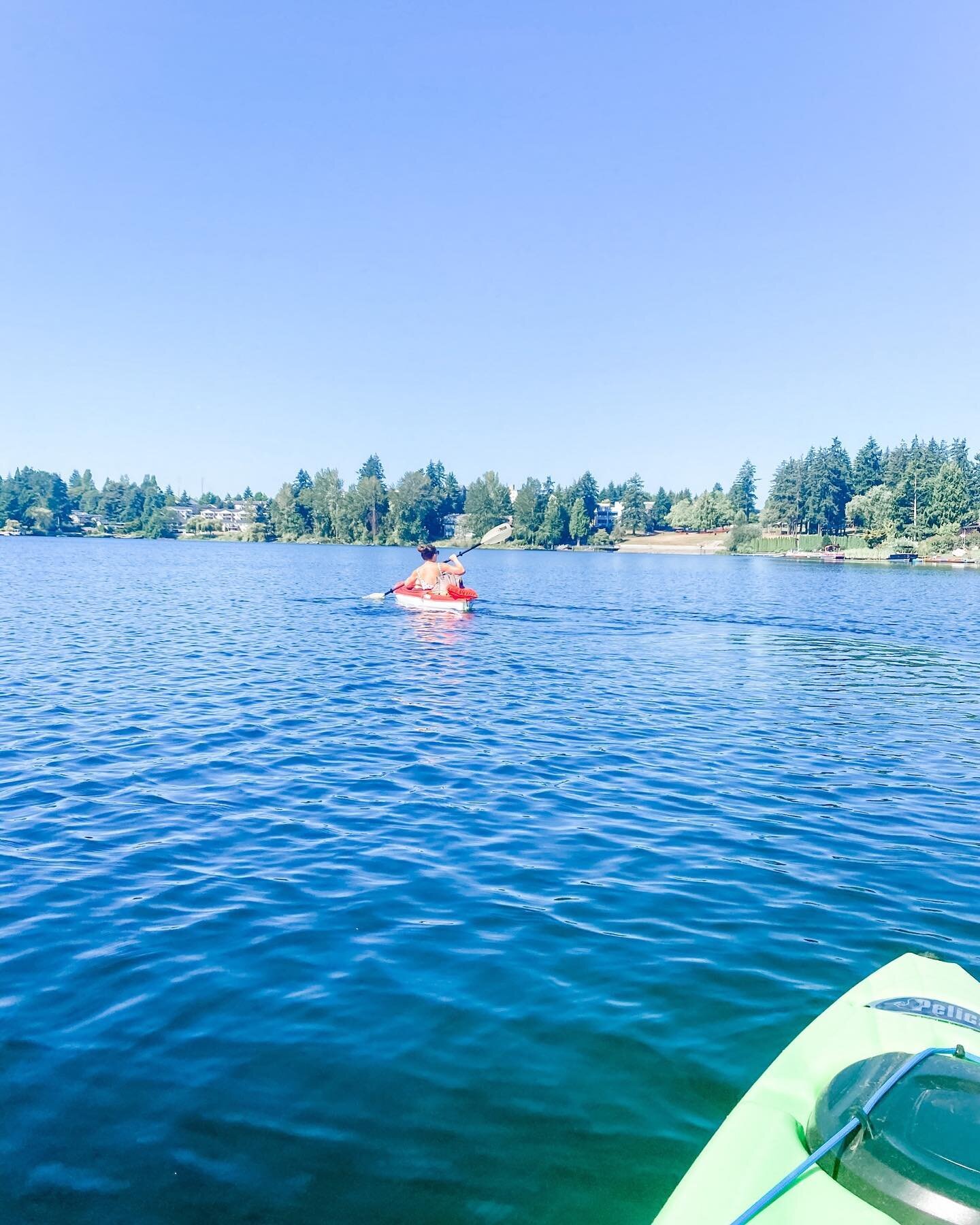Yesterday, as I was kayaking across our local lake, I started day dreaming about how amazing it would be to live right on the lake. ⠀
⠀
My daily workout would be a refreshing swim or kayak. I&rsquo;d drink coffee on my porch while looking out over th